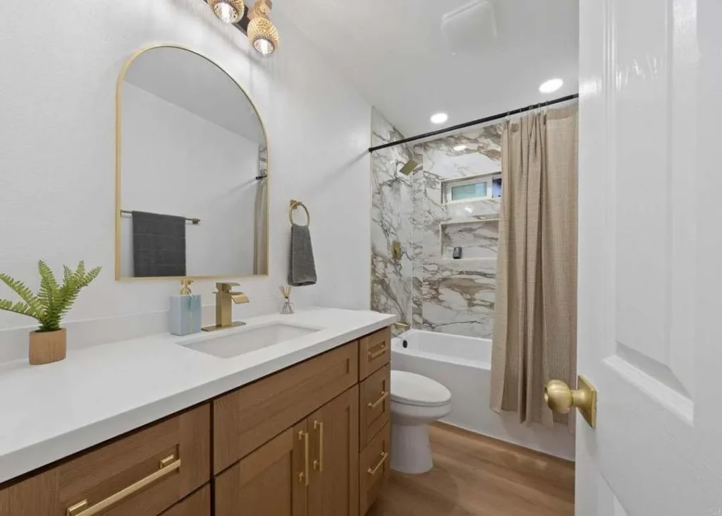 Updated Guest Bath Encinitas Home Remodel